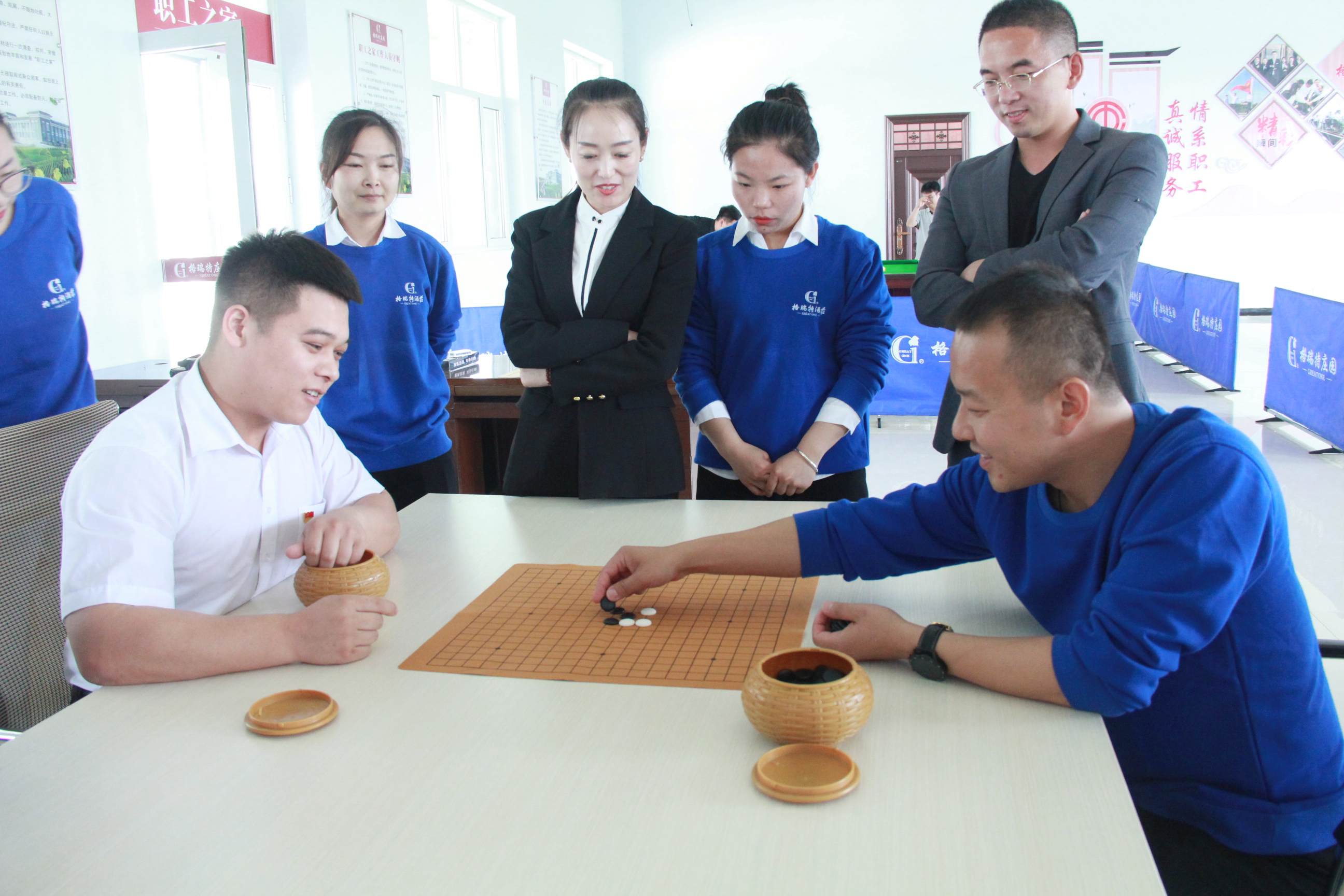 【團(tuán)結(jié)奮進(jìn)·銳意進(jìn)取】職工運(yùn)動會第二場——五子棋比賽順利進(jìn)行！